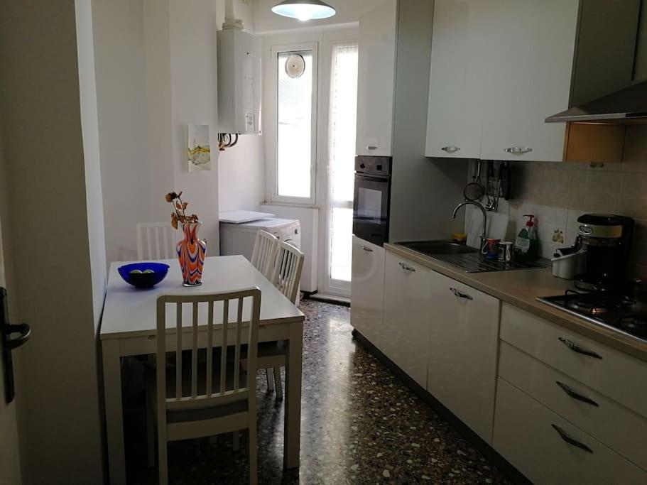 Music & Beach Apartman Savona Kültér fotó