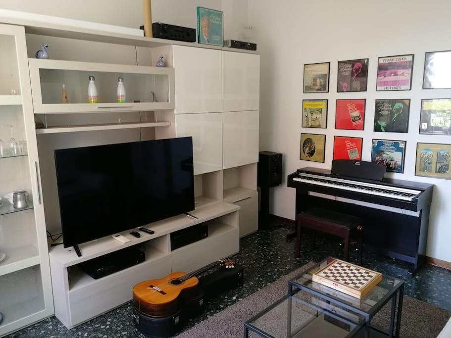 Music & Beach Apartman Savona Kültér fotó
