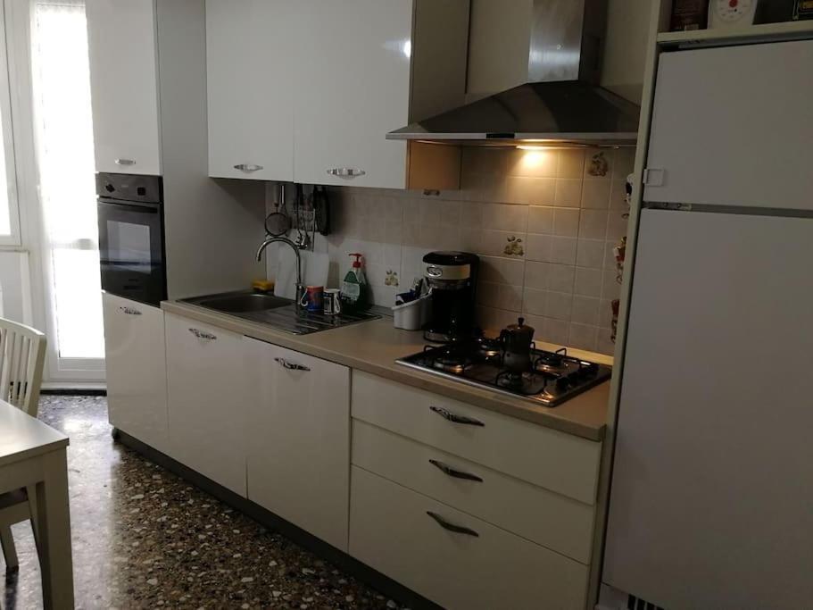 Music & Beach Apartman Savona Kültér fotó