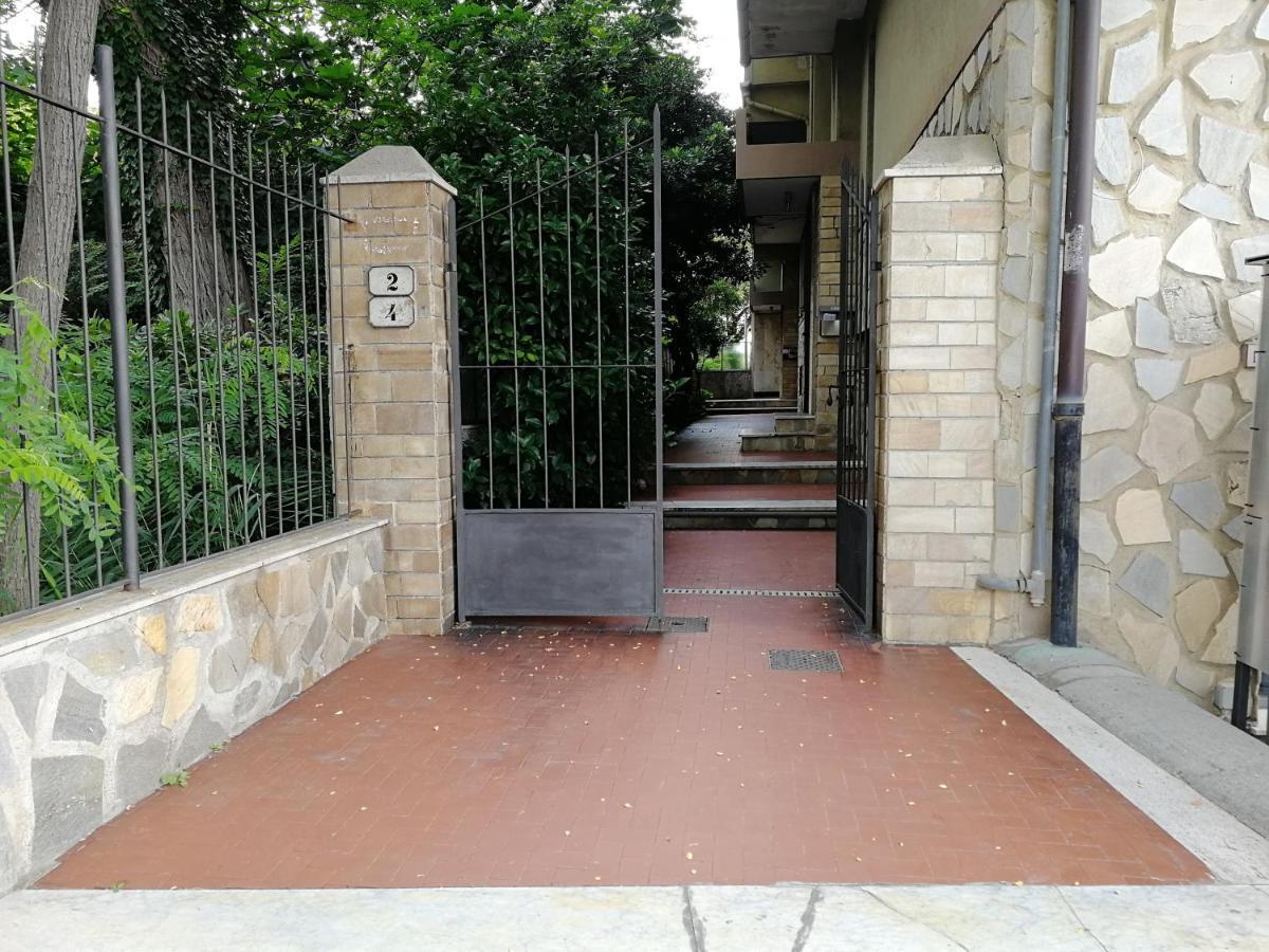 Music & Beach Apartman Savona Kültér fotó